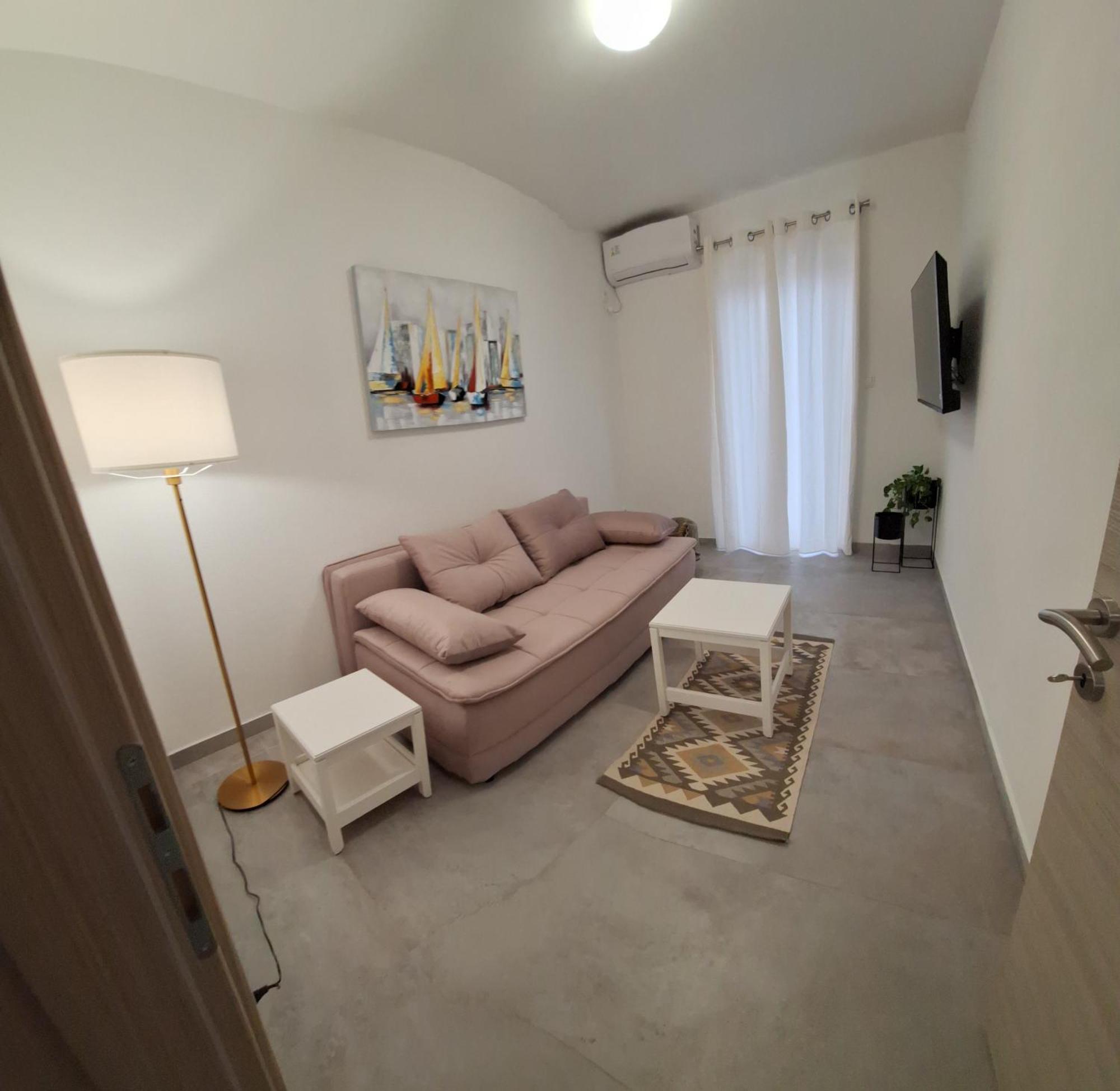 Villa Uzanca Splitska Bagian luar foto