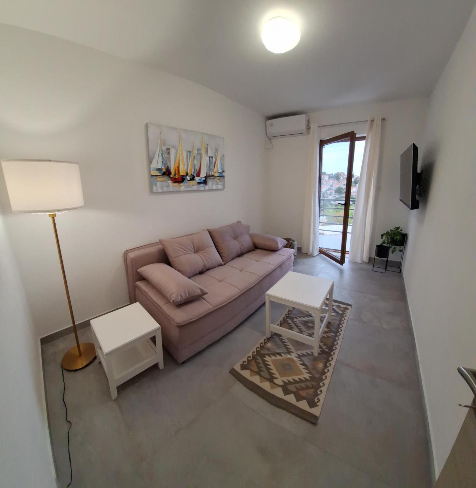Villa Uzanca Splitska Bagian luar foto